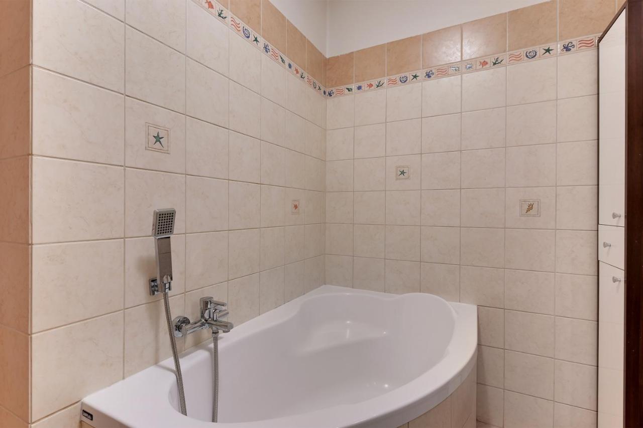 Apartament Downtown Gdynia Srodmiescie By Grand Apartments Eksteriør billede